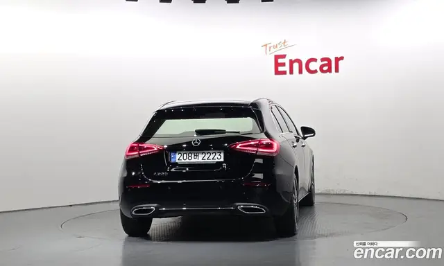 Mercedes-Benz A-Class 2022 2.0 автомат (гидро), миниатюра 4