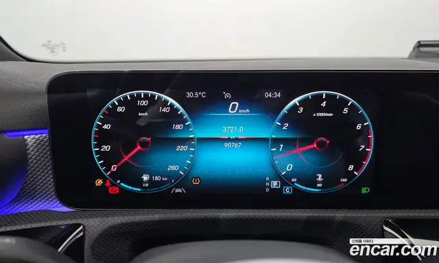 Mercedes-Benz A-Class 2022 2.0 автомат (гидро), миниатюра 8