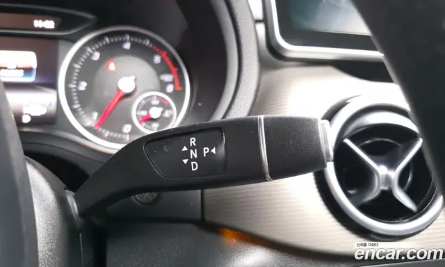 Mercedes-Benz B-Class 2016 2.1 автомат (гидро), миниатюра 9 Mercedes-Benz B-Class 2016 2.1 автомат (гидро), миниатюра 9