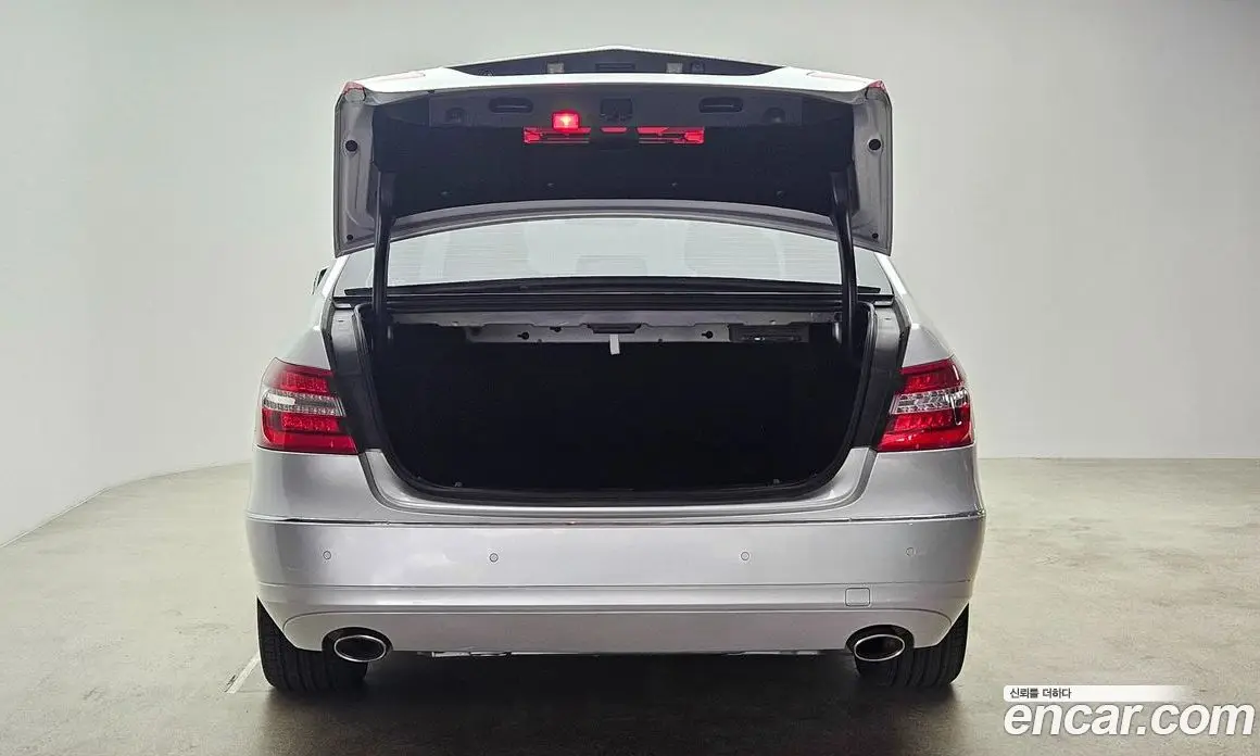 Mercedes-Benz E-Class 2012 3.5 автомат (гидро), фото 20