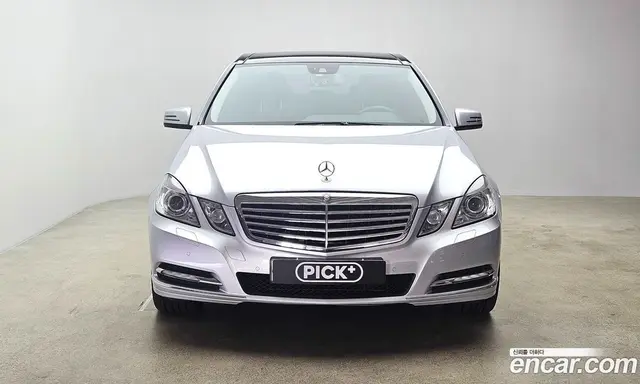 Mercedes-Benz E-Class 2012 3.5 автомат (гидро), миниатюра 3