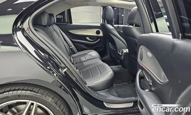 Mercedes-Benz E-Class 2017 3.0 автомат (гидро), миниатюра 12