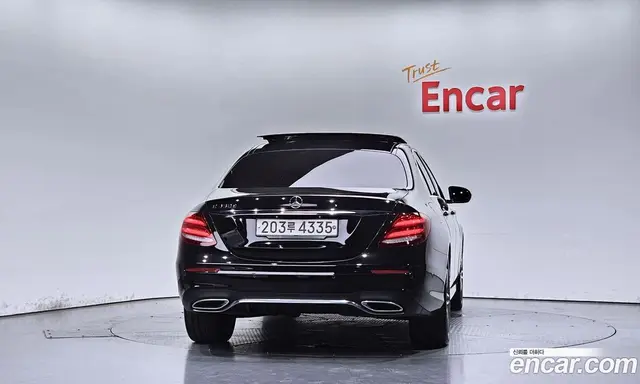 Mercedes-Benz E-Class 2017 3.0 автомат (гидро), миниатюра 4