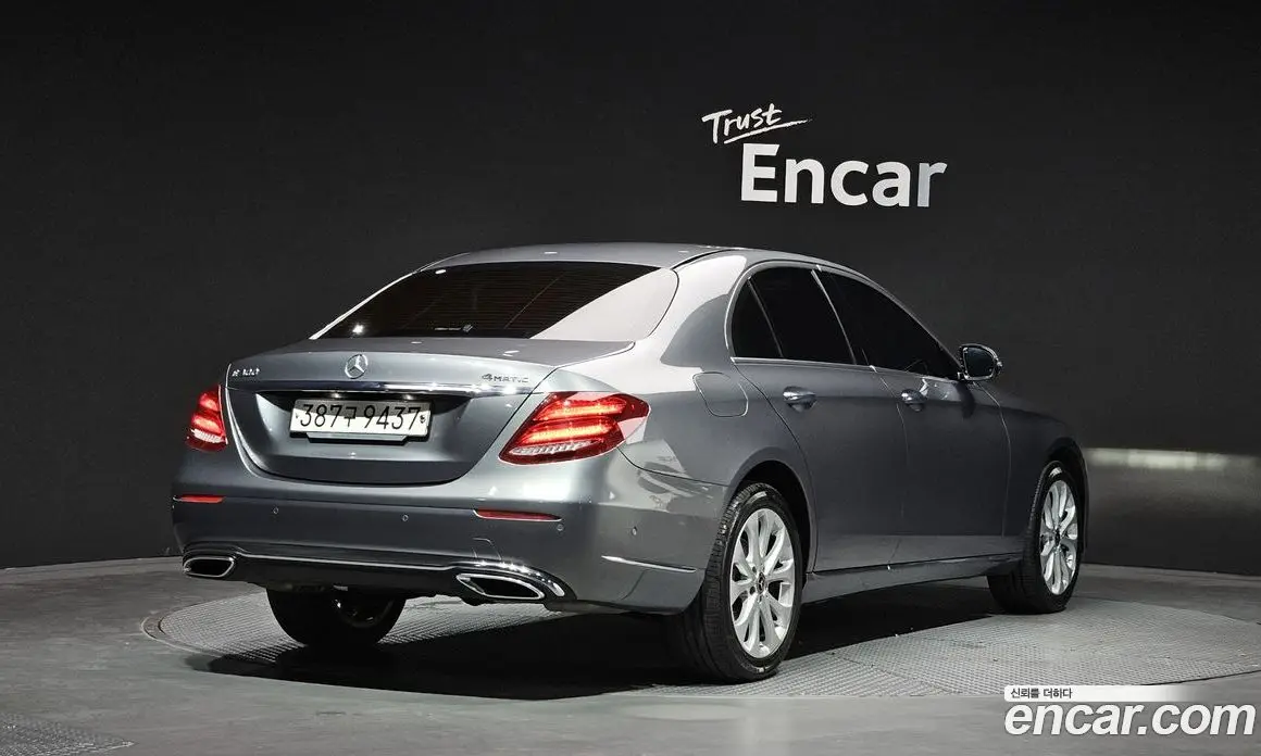 Mercedes-Benz E-Class 2020 2.0 автомат (гидро), фото 2 Mercedes-Benz E-Class 2020 2.0 автомат (гидро), фото 2