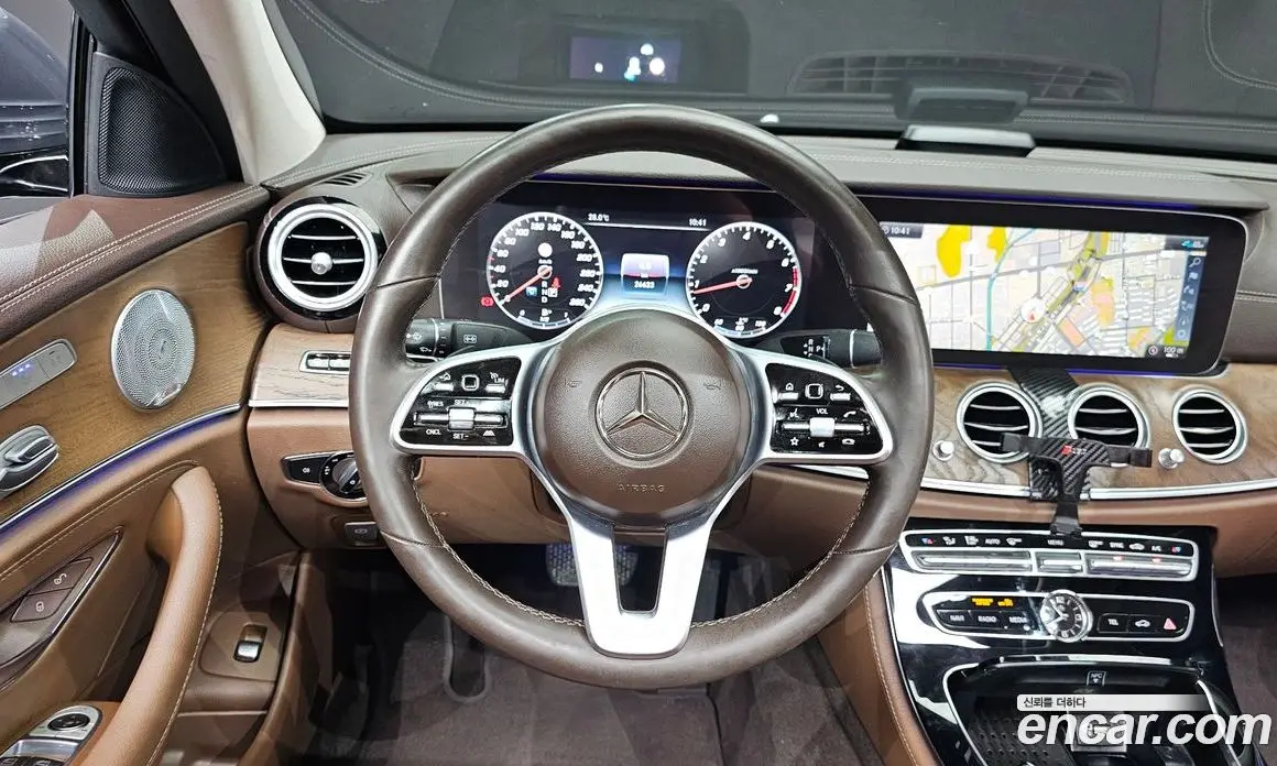 Mercedes-Benz E-Class 2020 2.0 автомат (гидро), фото 13 Mercedes-Benz E-Class 2020 2.0 автомат (гидро), фото 13