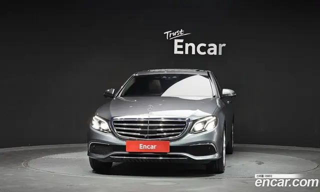 Mercedes-Benz E-Class 2020 2.0 автомат (гидро), миниатюра 3 Mercedes-Benz E-Class 2020 2.0 автомат (гидро), миниатюра 3