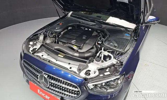 Mercedes-Benz E-Class 2021 2.0 автомат (гидро), миниатюра 6