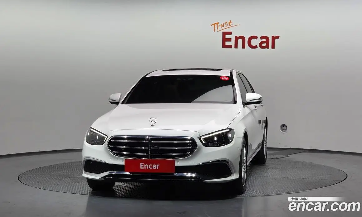 Mercedes-Benz E-Class 2022 2.0 автомат (гидро), фото 3