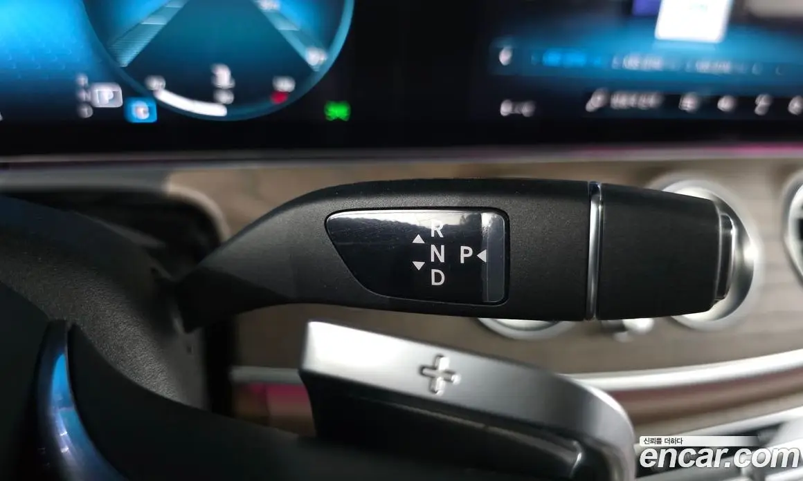Mercedes-Benz E-Class 2022 2.0 автомат (гидро), фото 9