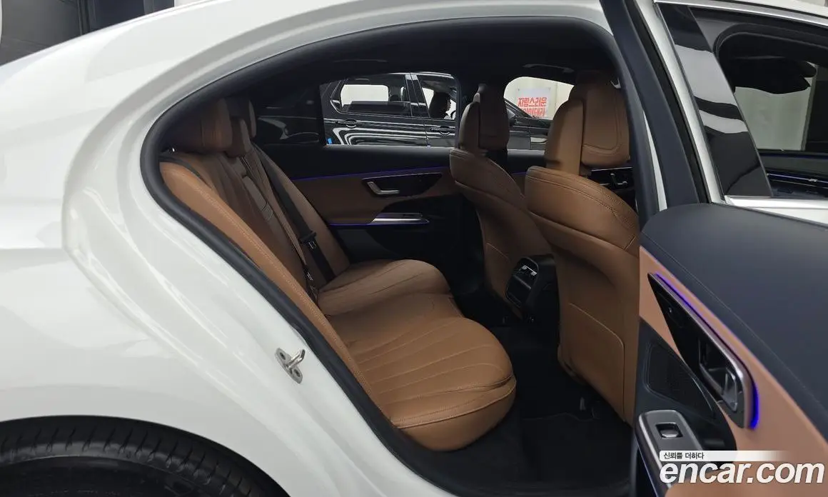 Mercedes-Benz E-Class 2024 2.0 автомат (гидро), фото 12