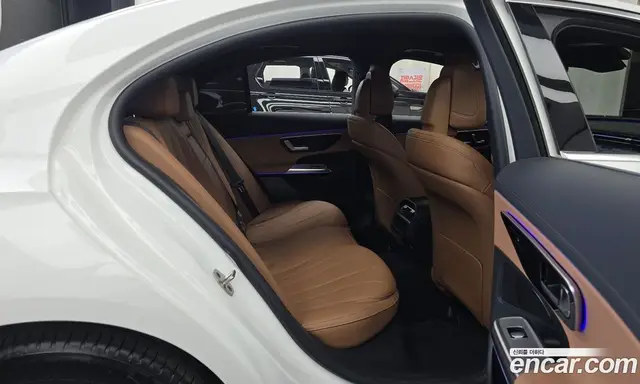 Mercedes-Benz E-Class 2024 2.0 автомат (гидро), миниатюра 12
