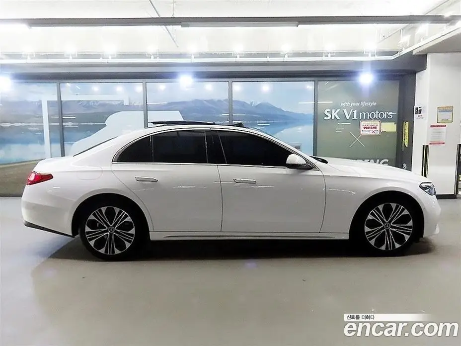 Mercedes-Benz E-Class 2024 2.0 автомат (гидро), фото 18 Mercedes-Benz E-Class 2024 2.0 автомат (гидро), фото 18