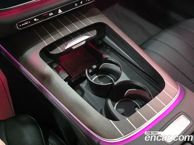 Mercedes-Benz E-Class 2025 2.0 автомат (гидро), миниатюра 9 Mercedes-Benz E-Class 2025 2.0 автомат (гидро), миниатюра 9