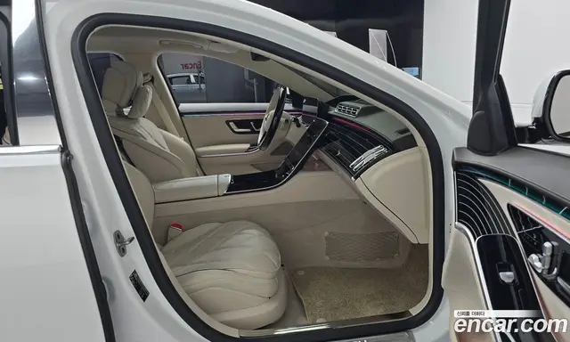 Mercedes-Benz S-Class 2024 4.0 автомат (гидро), миниатюра 10