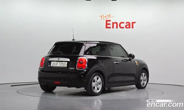 Mini Cooper 2014 1.5 автомат (гидро), миниатюра 2