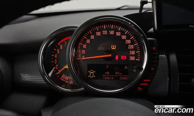 Mini Cooper 2014 1.5 автомат (гидро), миниатюра 8