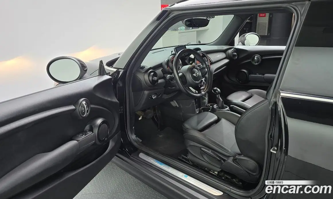 Mini Cooper 2014 1.5 автомат (гидро), фото 10