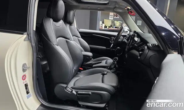 Mini Cooper 2016 1.5 автомат (гидро), миниатюра 11