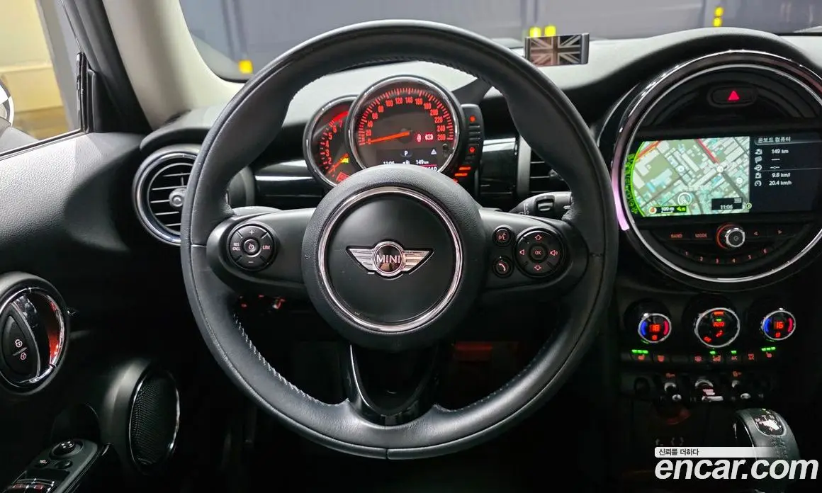 Mini Cooper 2016 1.5 автомат (гидро), фото 13