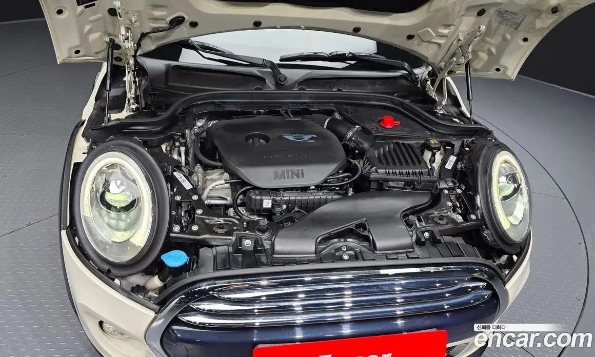 Mini Cooper 2016 1.5 автомат (гидро), фото 6