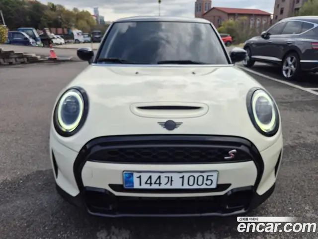 Mini Cooper, 2021, 53 814 км