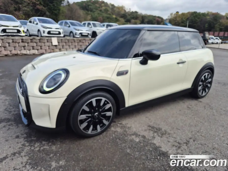 Mini Cooper 2021 2.0 автомат (гидро), фото 2 Mini Cooper 2021 2.0 автомат (гидро), фото 2