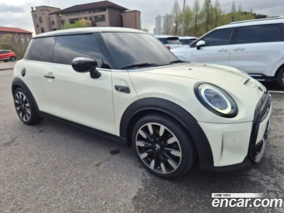 Mini Cooper 2021 2.0 автомат (гидро), фото 3 Mini Cooper 2021 2.0 автомат (гидро), фото 3