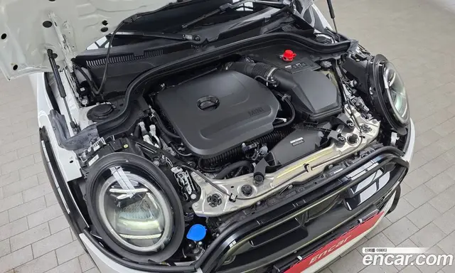 Mini Cooper 2025 2.0 автомат (гидро), миниатюра 6