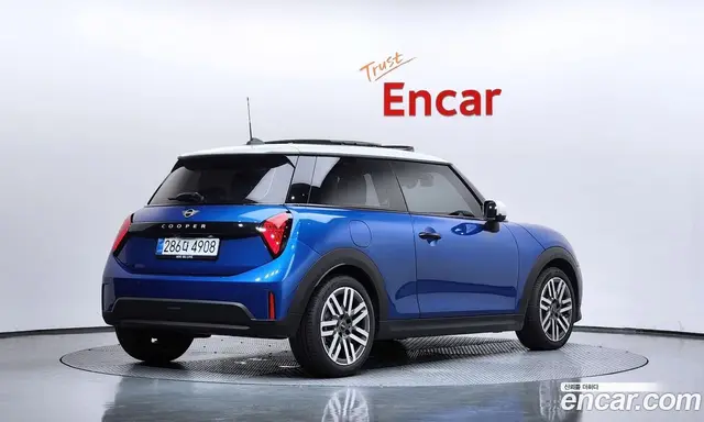 Mini Cooper 2025 2.0 автомат (гидро), миниатюра 2