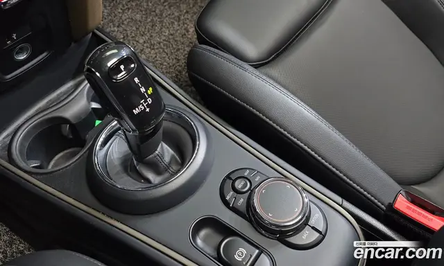 Mini Countryman 2018 2.0 автомат (гидро), миниатюра 9 Mini Countryman 2018 2.0 автомат (гидро), миниатюра 9