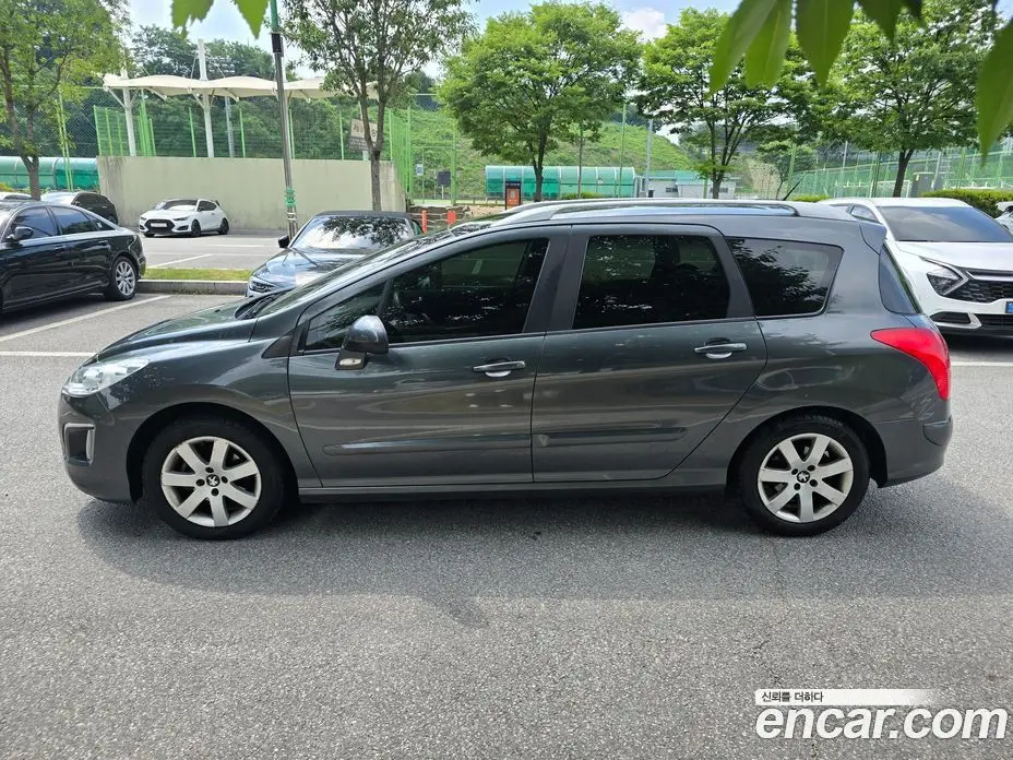 Peugeot 308 2013 1.6 автомат (гидро), фото 7 Peugeot 308 2013 1.6 автомат (гидро), фото 7