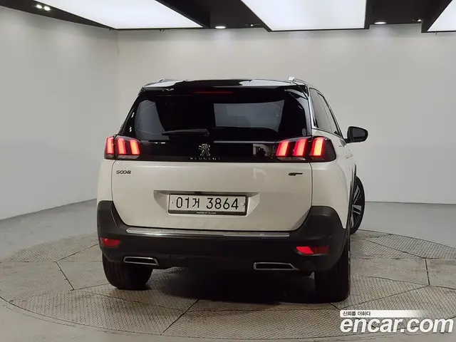 Peugeot 5008 2018 2.0 автомат (гидро), миниатюра 3 Peugeot 5008 2018 2.0 автомат (гидро), миниатюра 3