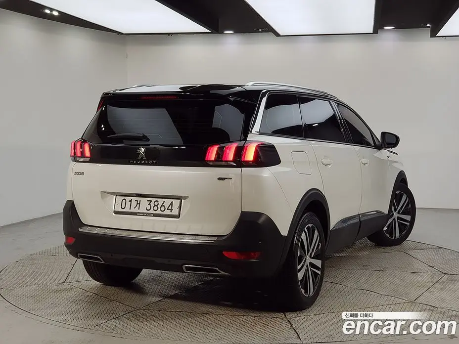 Peugeot 5008 2018 2.0 автомат (гидро), фото 4 Peugeot 5008 2018 2.0 автомат (гидро), фото 4