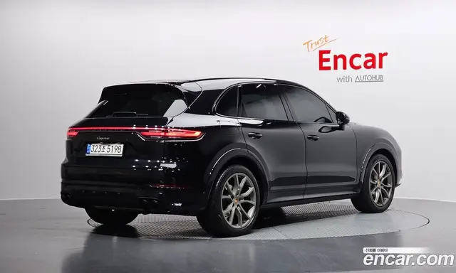 Porsche Cayenne 2021 3.0 автомат (гидро), миниатюра 2