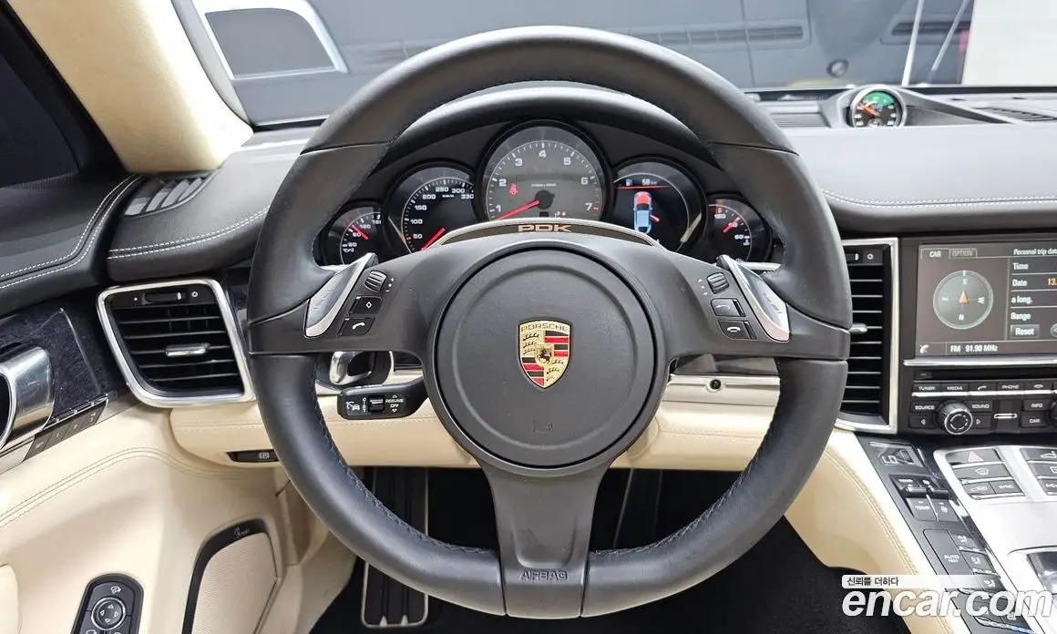 Porsche Panamera 2014 3.0 автомат (гидро), фото 12 Porsche Panamera 2014 3.0 автомат (гидро), фото 12