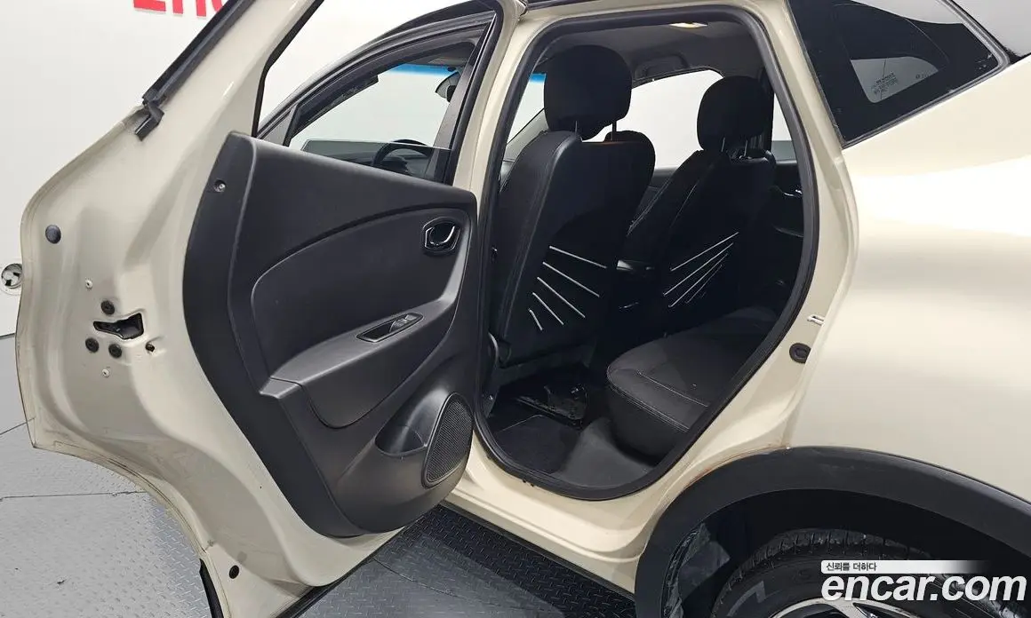 Renault (Samsung) QM3 2016 1.5 автомат (гидро), фото 12