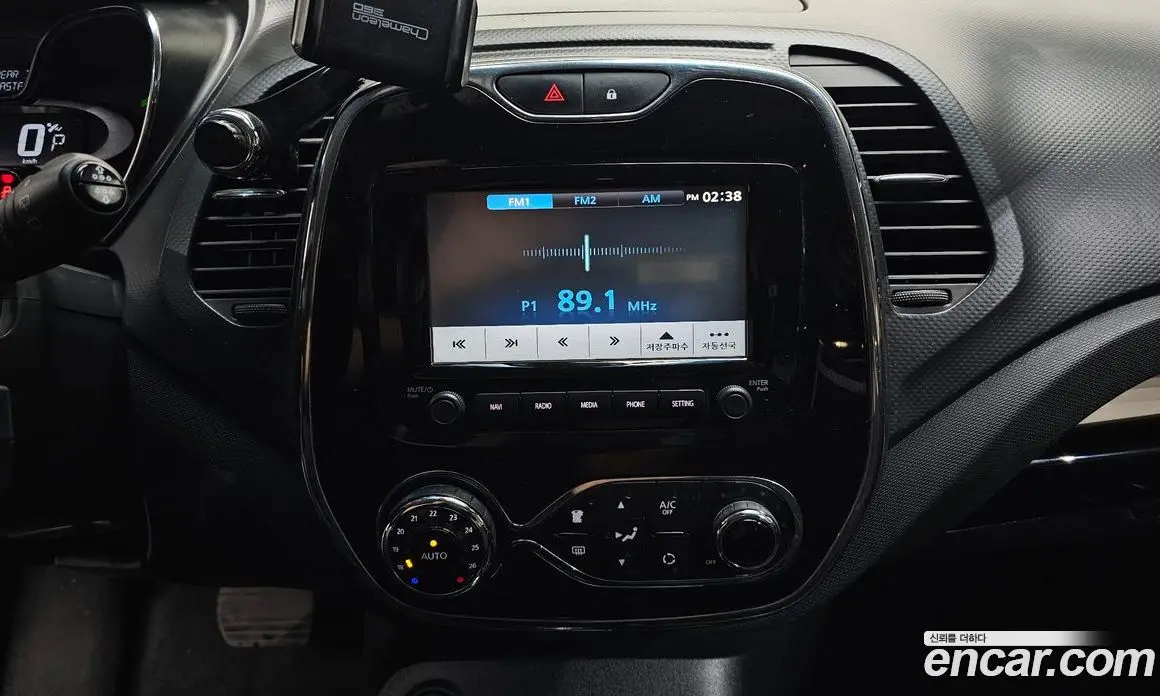 Renault (Samsung) QM3 2016 1.5 автомат (гидро), фото 14