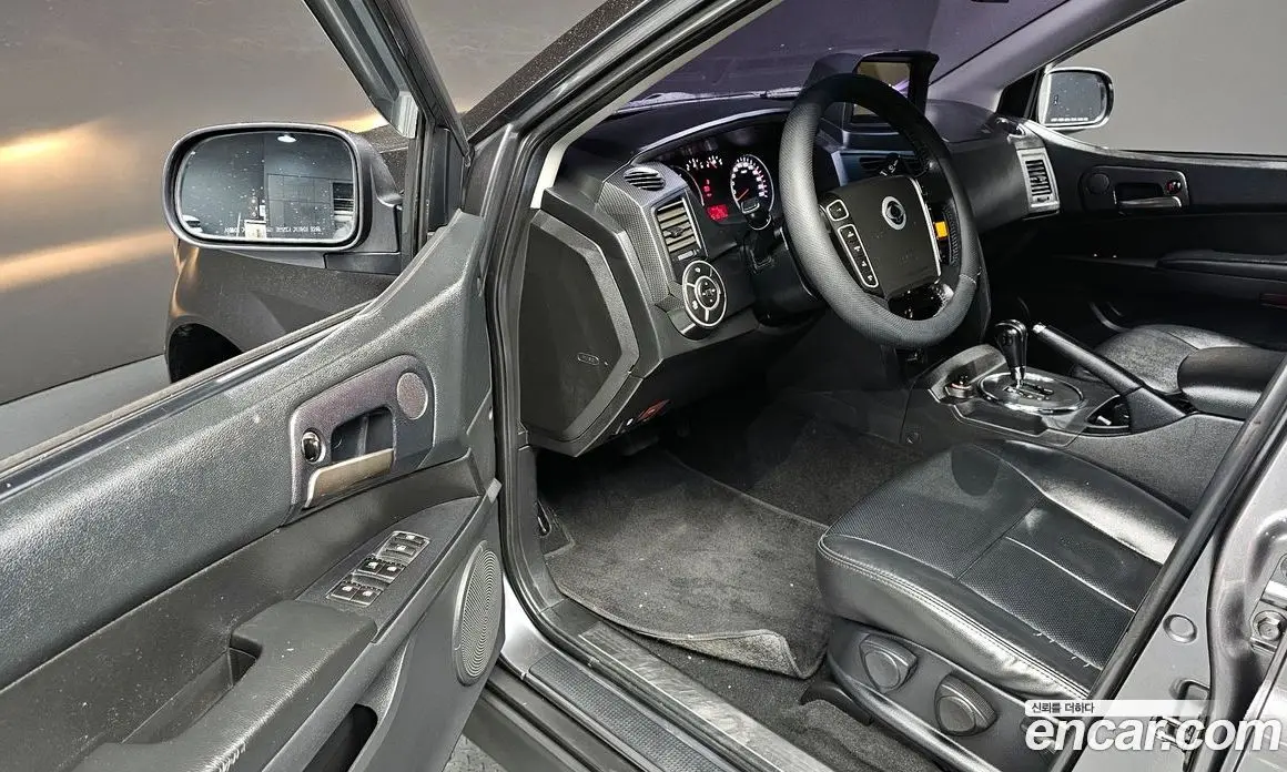 SsangYong Korando 2014 2.0 автомат (гидро), фото 10 SsangYong Korando 2014 2.0 автомат (гидро), фото 10