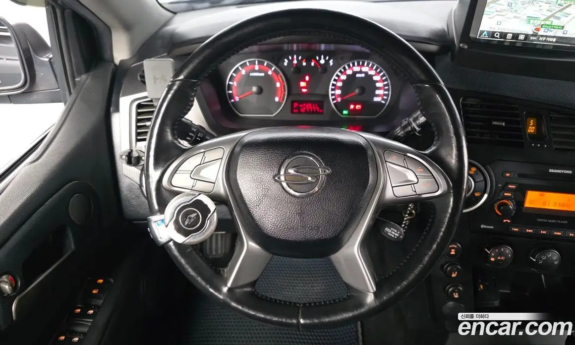 SsangYong Korando 2015 2.0 автомат (гидро), фото 13