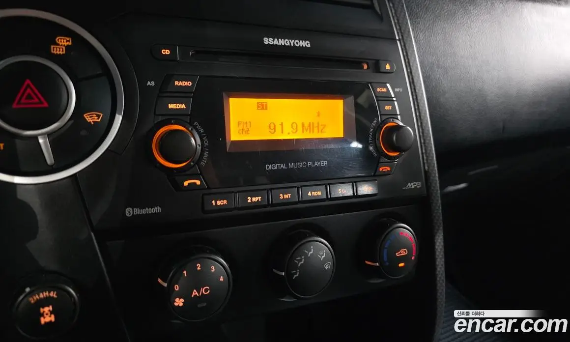 SsangYong Korando 2015 2.0 автомат (гидро), фото 17
