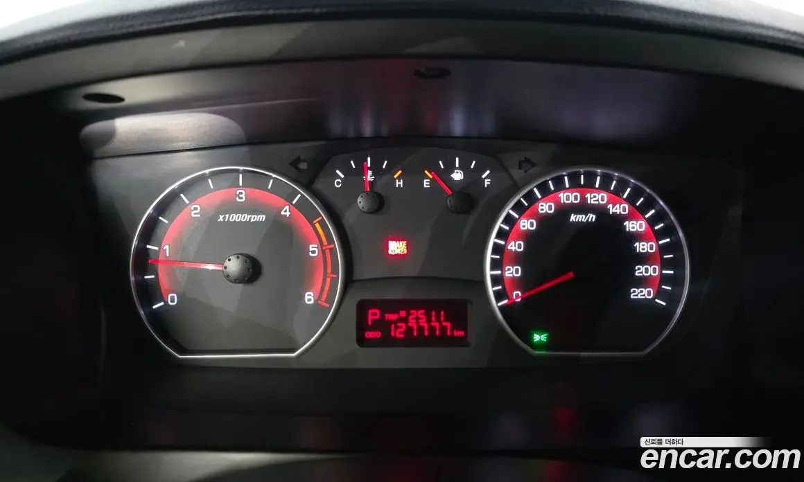 SsangYong Korando 2015 2.0 автомат (гидро), фото 8