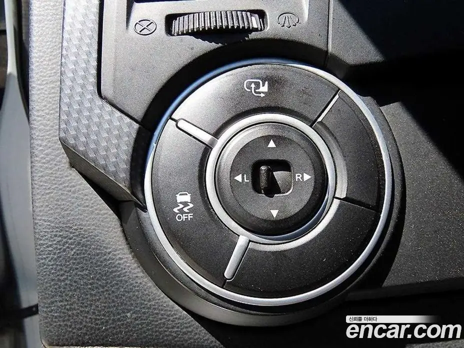 SsangYong Korando 2015 2.0 автомат (гидро), фото 12