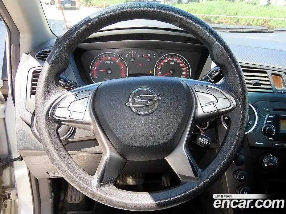 SsangYong Korando 2015 2.0 автомат (гидро), фото 8