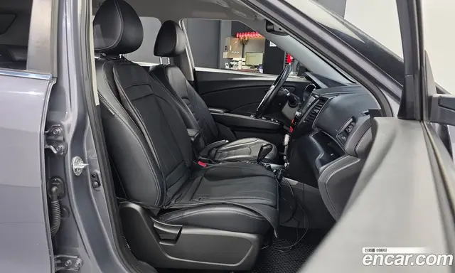 SsangYong TIBOLI 2016 1.6 автомат (гидро), миниатюра 11