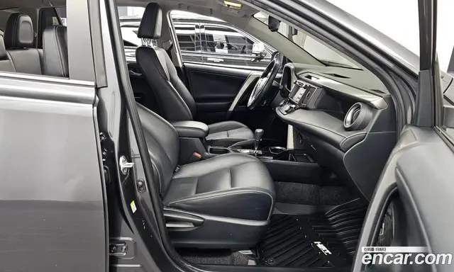 Toyota RAV4 2018 2.5 автомат (гидро), миниатюра 11