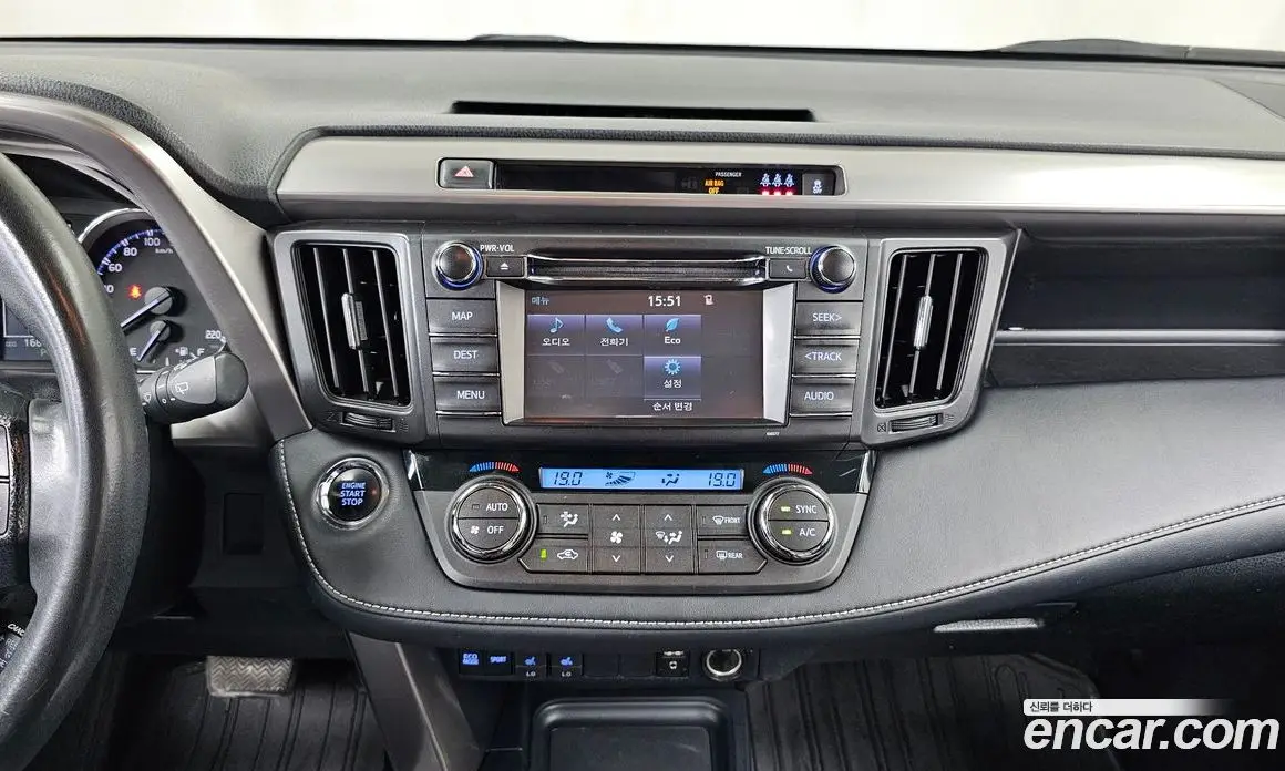 Toyota RAV4 2018 2.5 автомат (гидро), фото 14