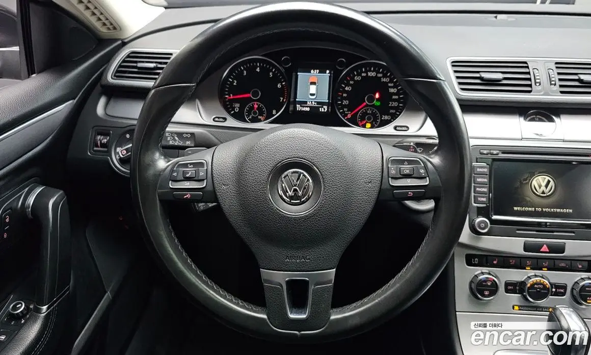 Volkswagen CC 2013 2.0 автомат (гидро), фото 12 Volkswagen CC 2013 2.0 автомат (гидро), фото 12