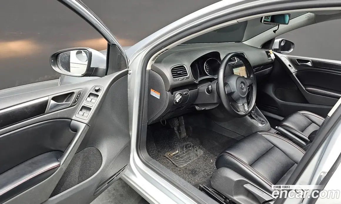 Volkswagen Golf 2011 2.0 автомат (гидро), фото 12 Volkswagen Golf 2011 2.0 автомат (гидро), фото 12