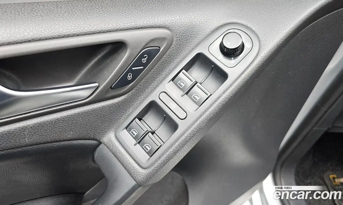Volkswagen Golf 2011 2.0 автомат (гидро), фото 18 Volkswagen Golf 2011 2.0 автомат (гидро), фото 18
