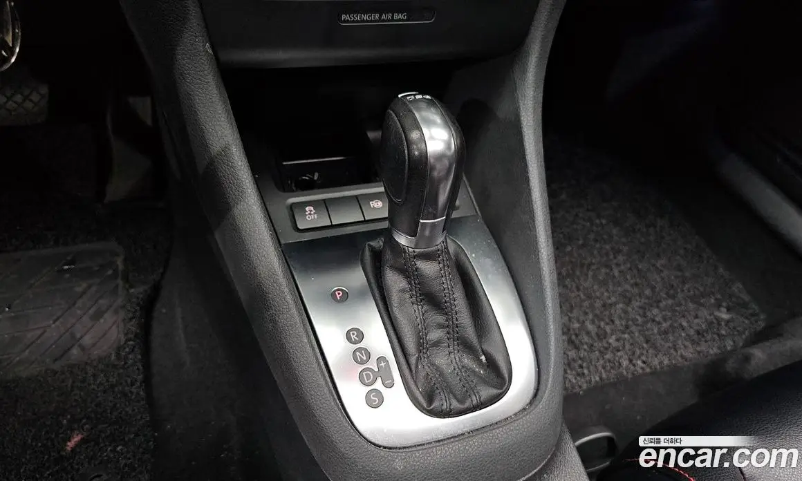 Volkswagen Golf 2011 2.0 автомат (гидро), фото 9 Volkswagen Golf 2011 2.0 автомат (гидро), фото 9